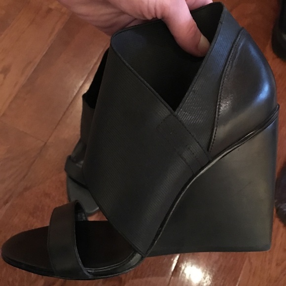 Dolce Vita (7.5-8) platform leather wedges. Worn 1 - Picture 6 of 7